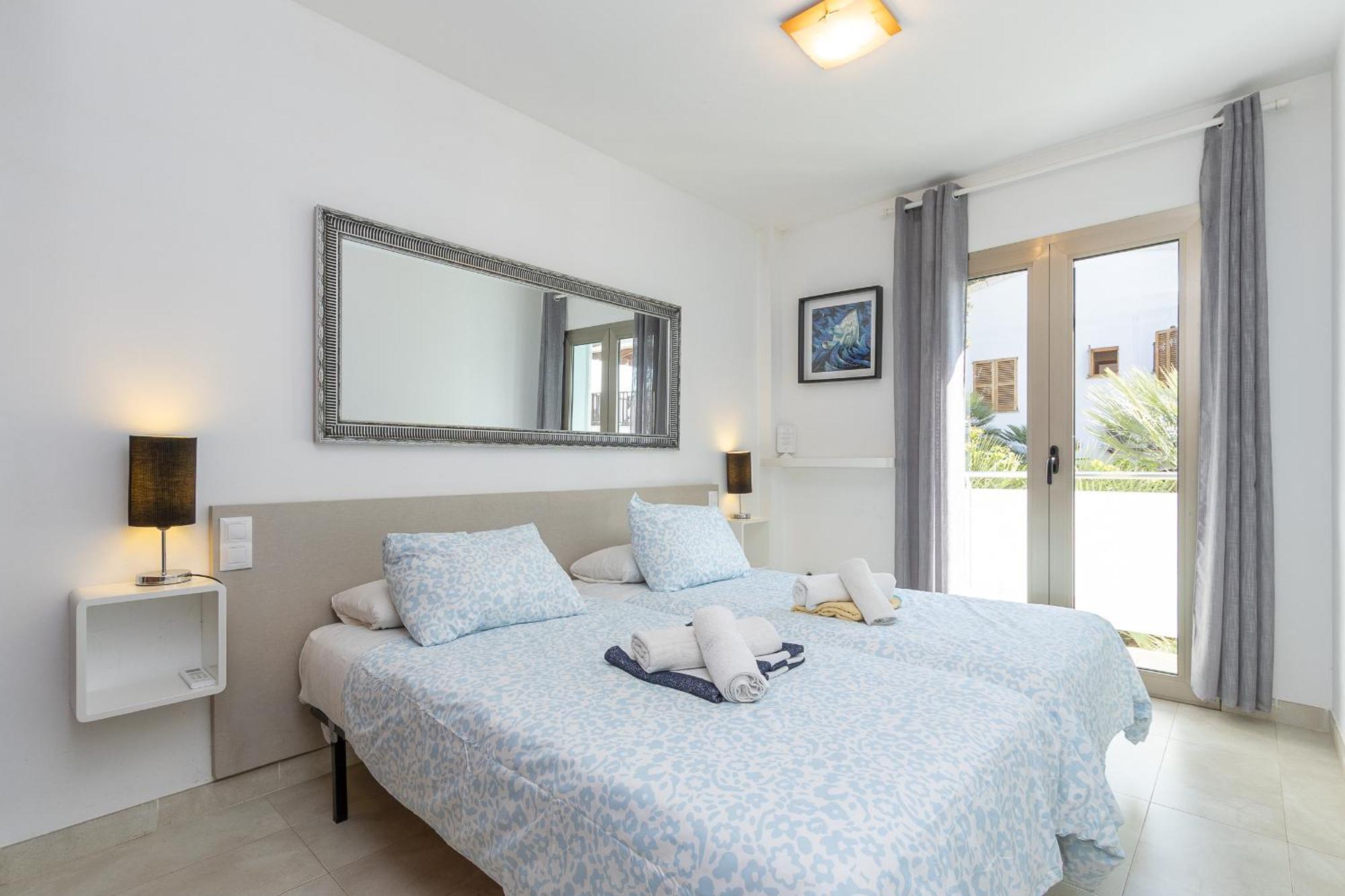 Adosado Bellavista B By Homevillas360 Alcanada Extérieur photo